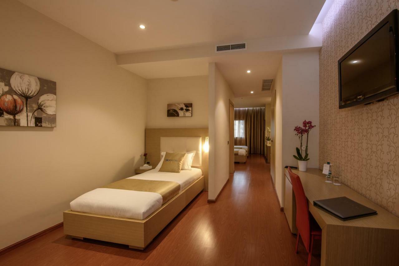 Sky 2 Hotel Tiranë Ngoại thất bức ảnh